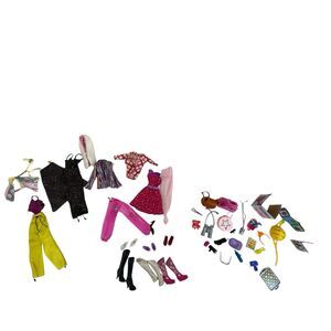 Lot -Barbie And Mary Kate & Ashley Doll Clothes, Shoes & Accessories. 40+ Items